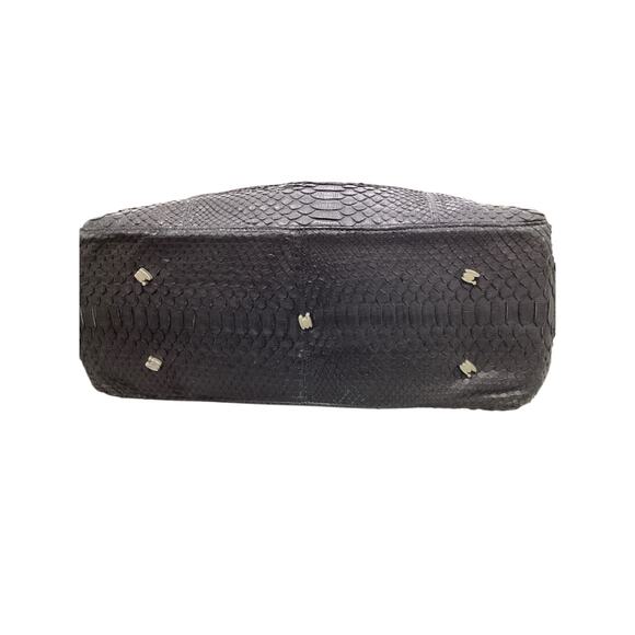 Genuine Python Skin Bag Women’s Overnight Size Magnetic Closure Inside Pockets - Picture 5 of 6